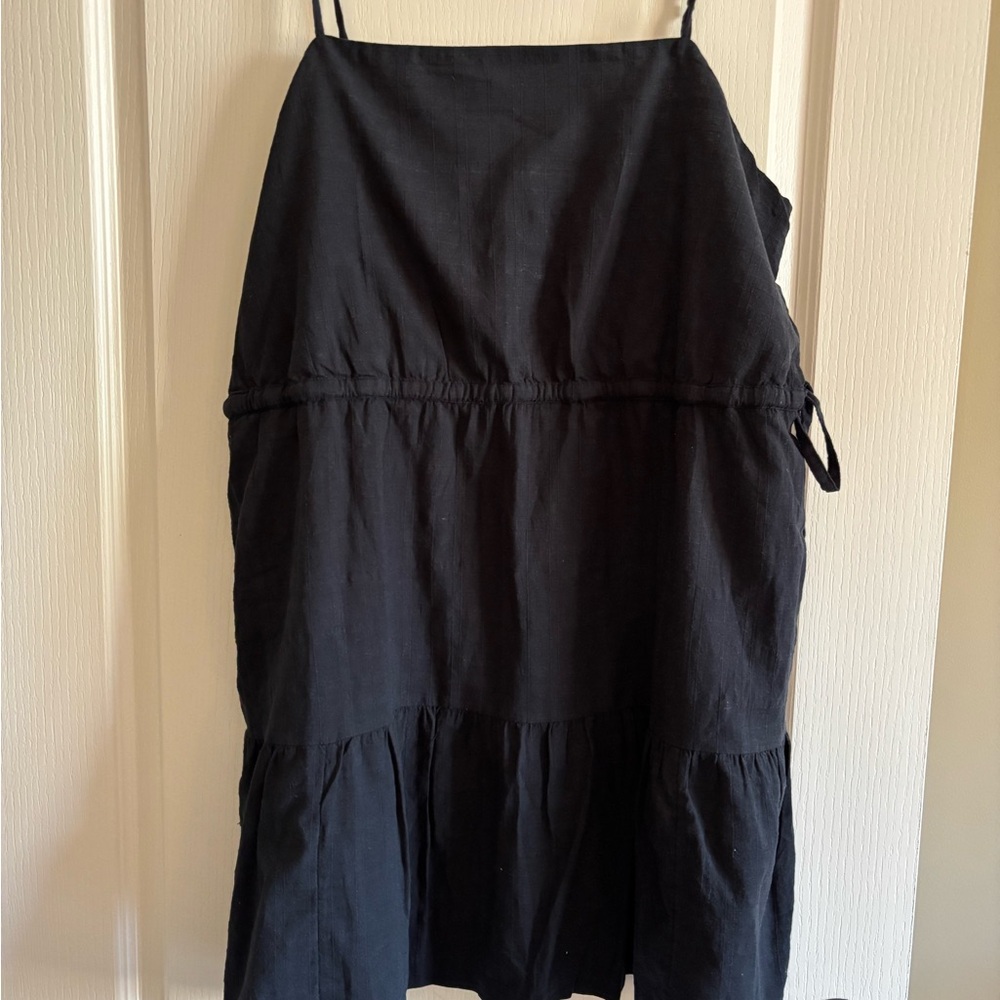 GAP Black Tiered Spaghetti Strap A-Line Skirt